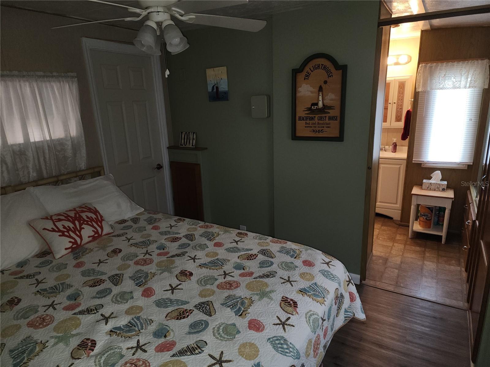 Image 7 of 12 For 1674 University Parkway  146