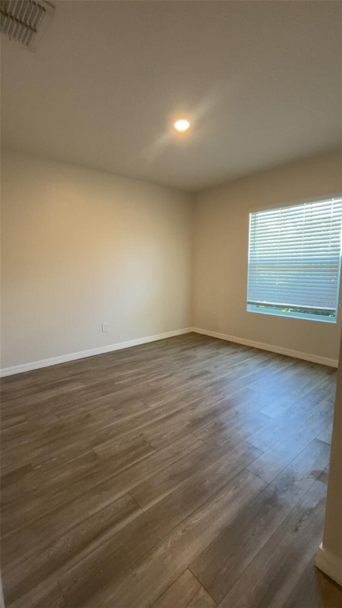 Image 12 of 22 For 17174 Belmont Avenue