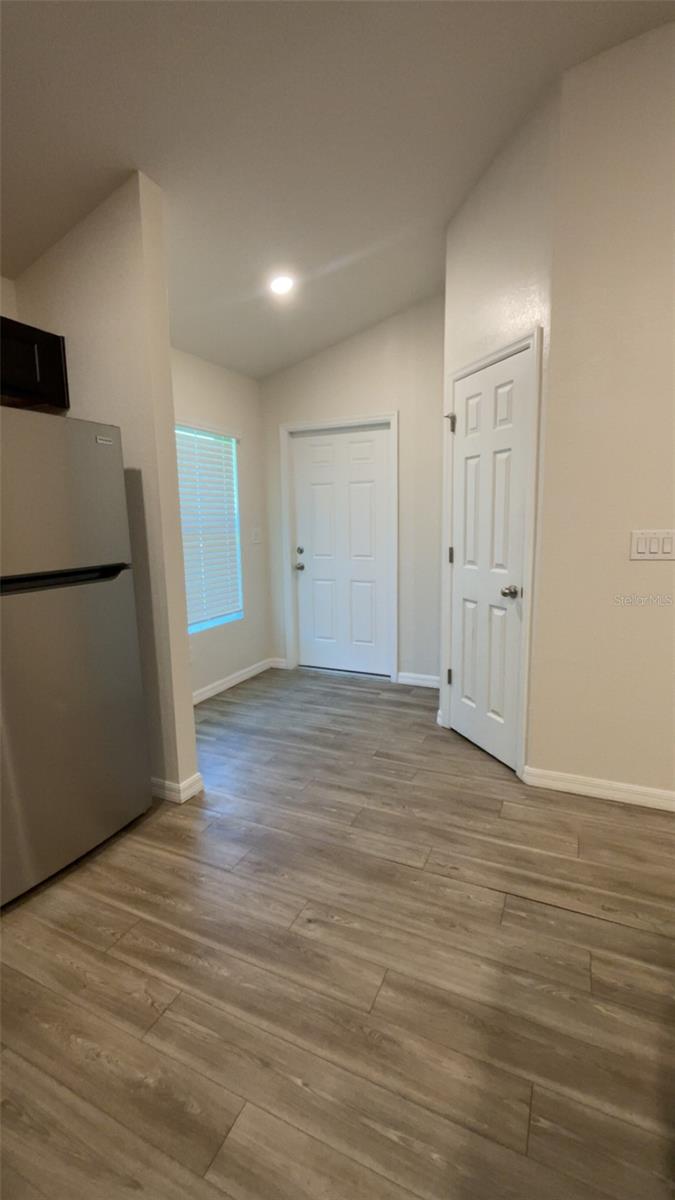 Image 8 of 22 For 17174 Belmont Avenue