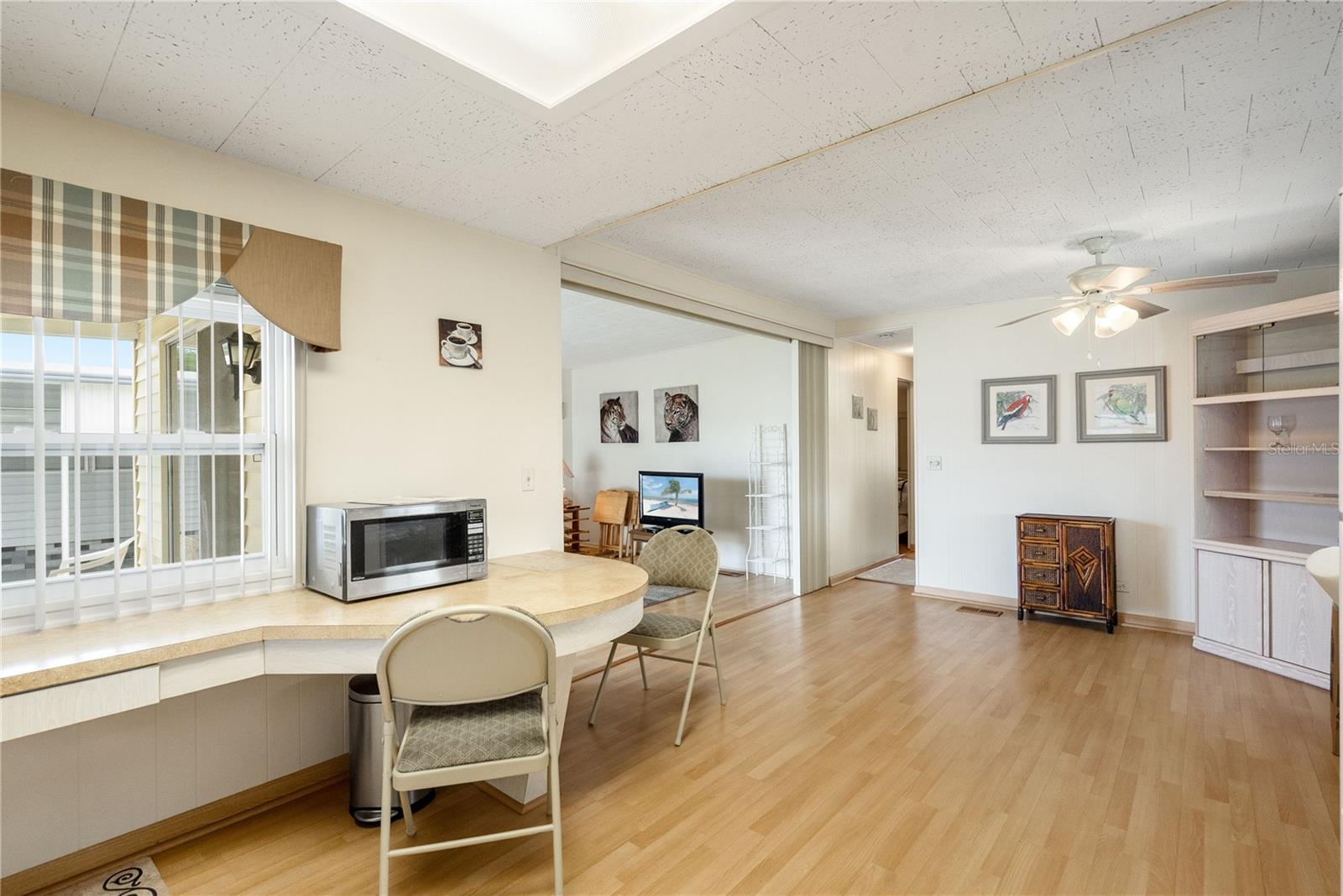 Image 21 of 42 For 5319 Chateau Lane