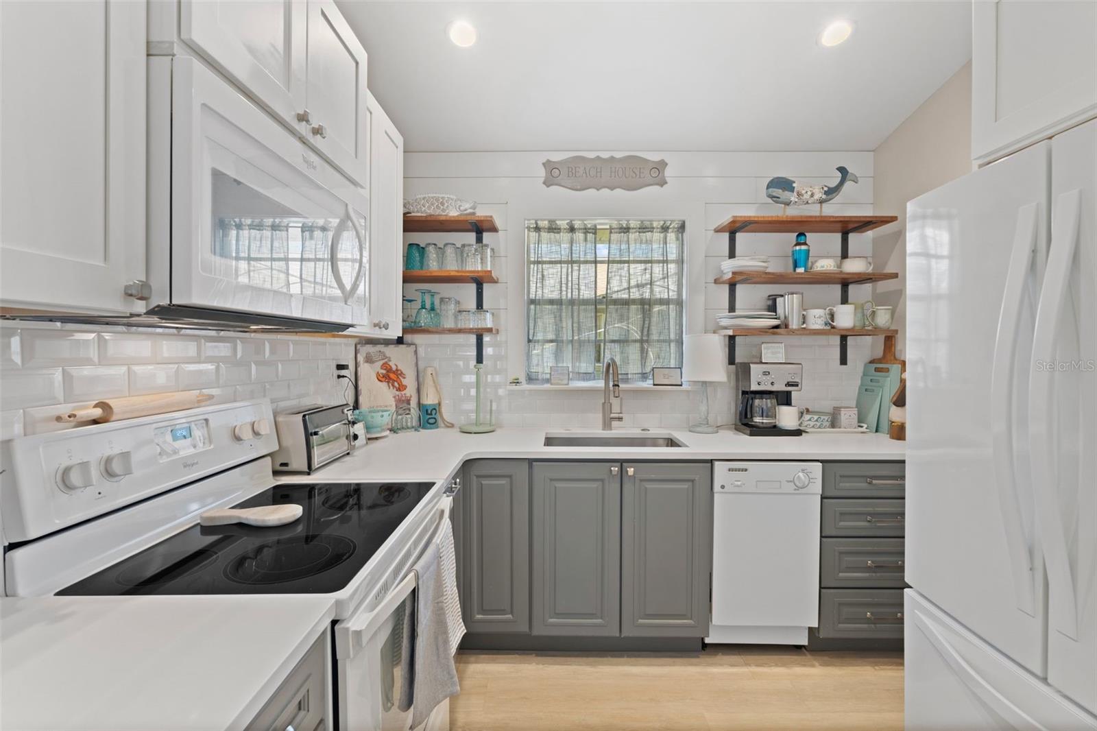 Image 18 of 68 For 2517 Avenue C