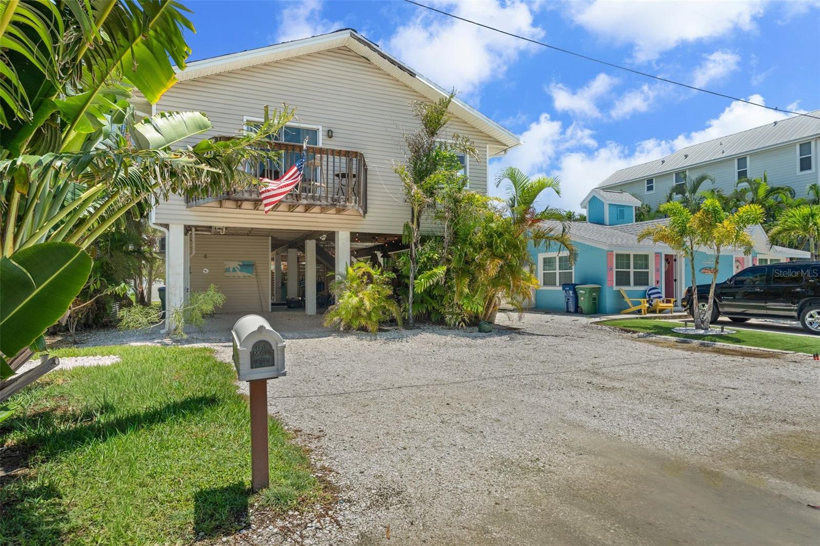 Image 4 of 68 For 2517 Avenue C