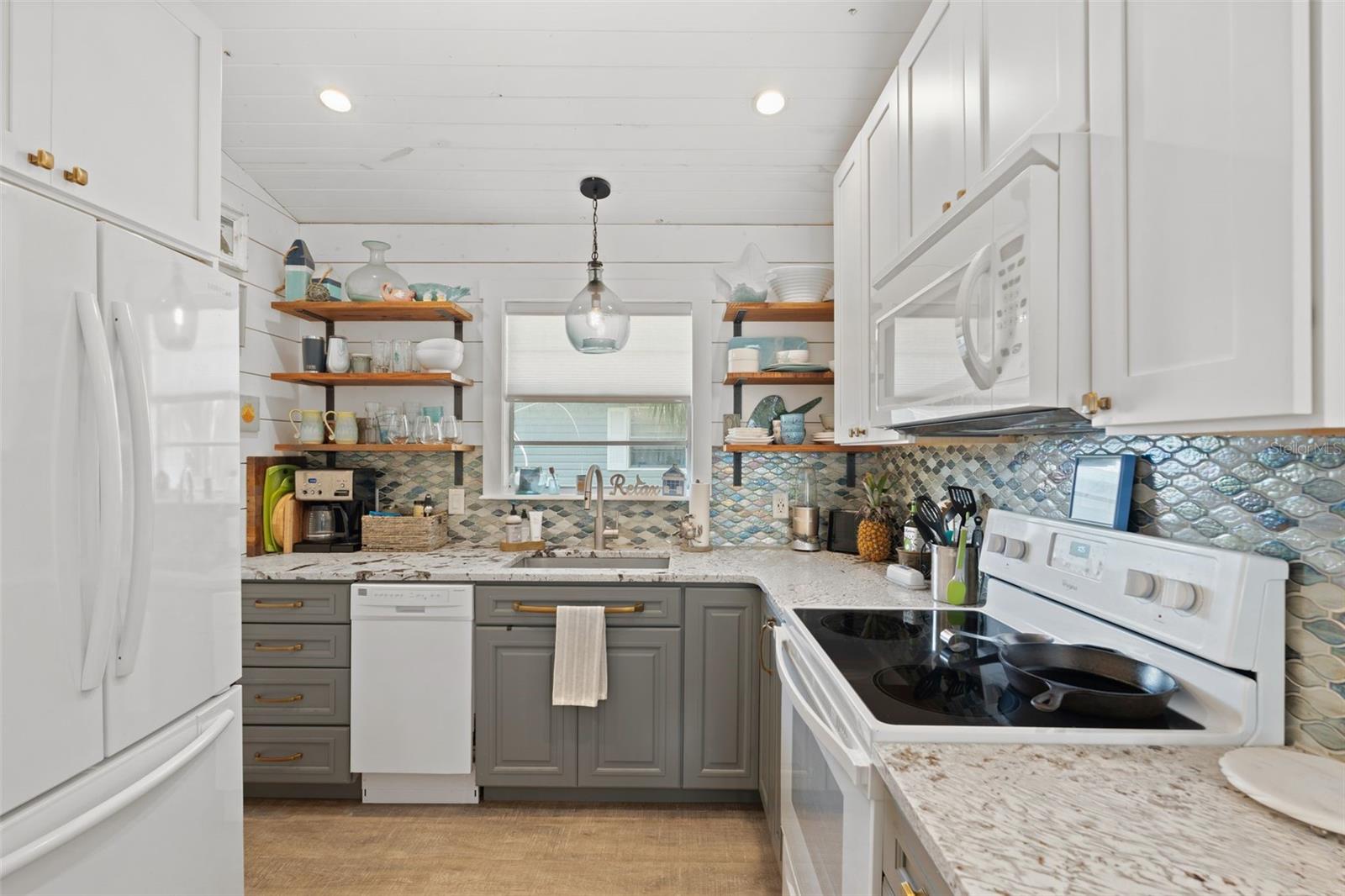 Image 40 of 68 For 2517 Avenue C