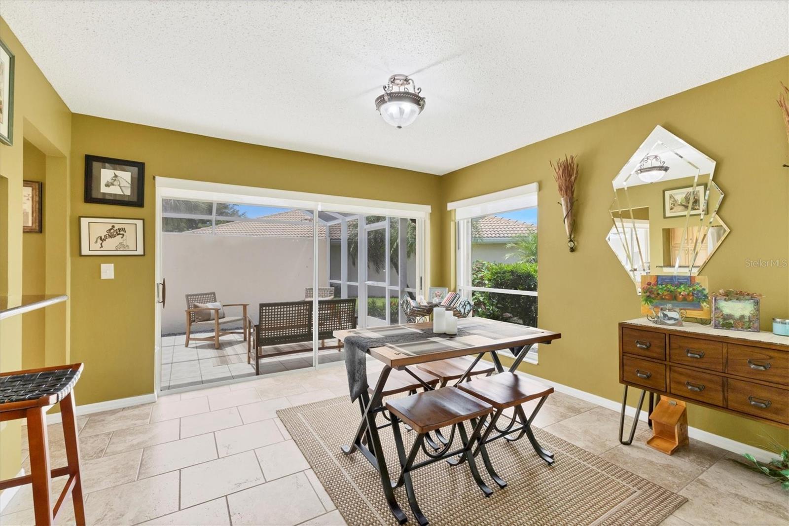 Image 10 of 60 For 700 Carnoustie Terrace 30