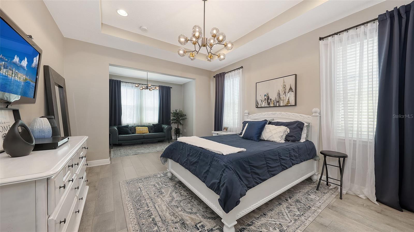 Image 23 of 60 For 2821 Oriole Drive