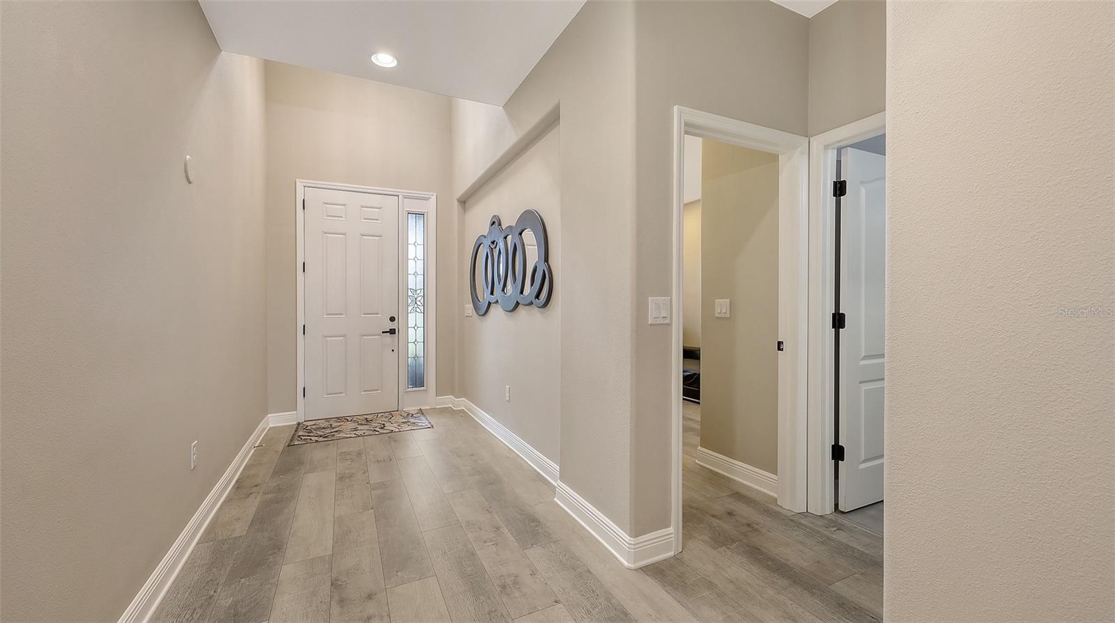 Image 3 of 60 For 2821 Oriole Drive