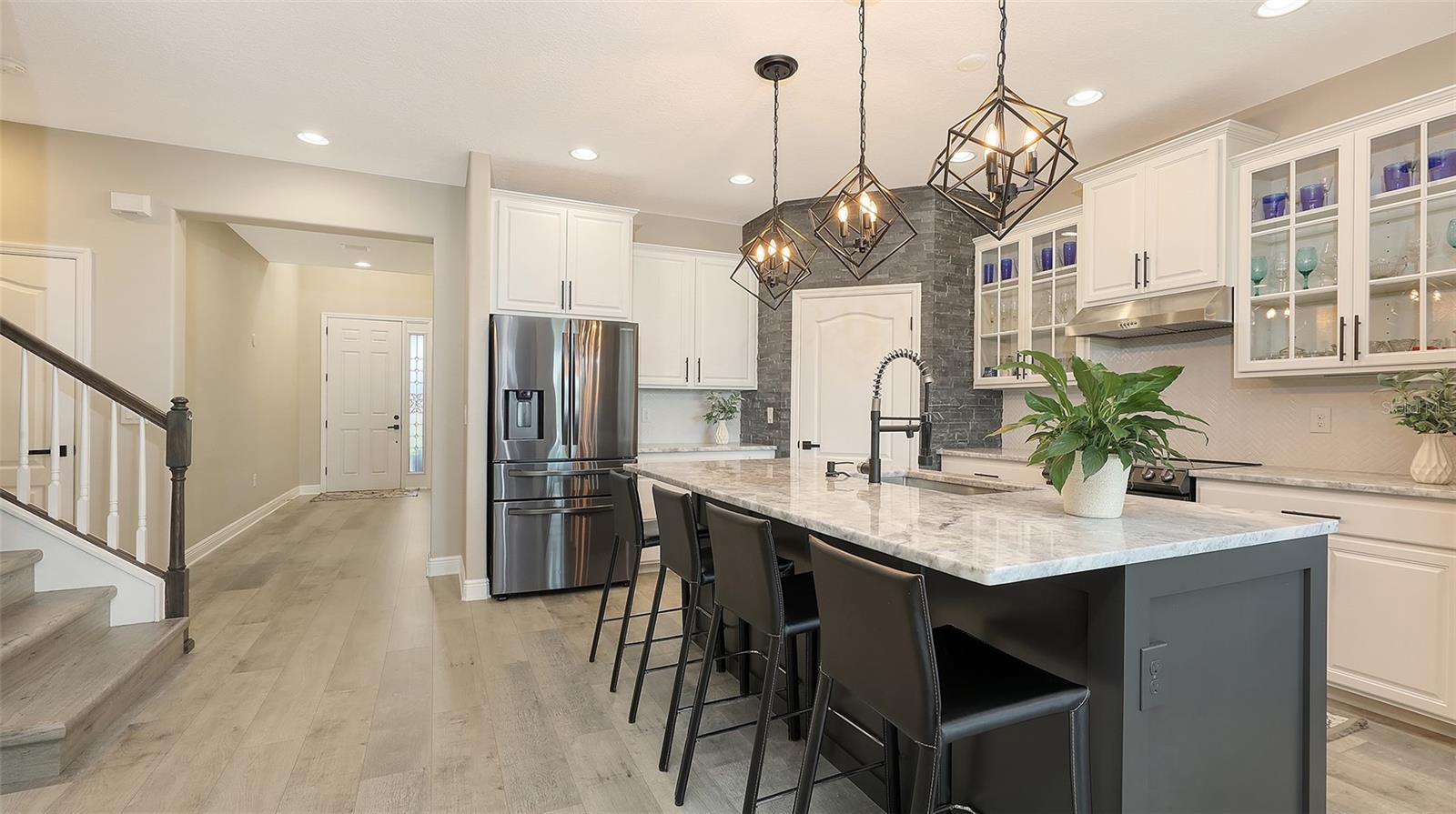 Image 9 of 60 For 2821 Oriole Drive