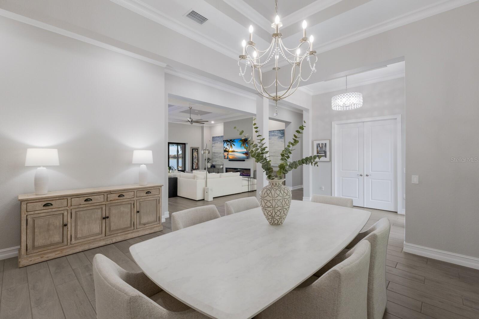 Image 10 of 86 For 284 Maraviya Boulevard