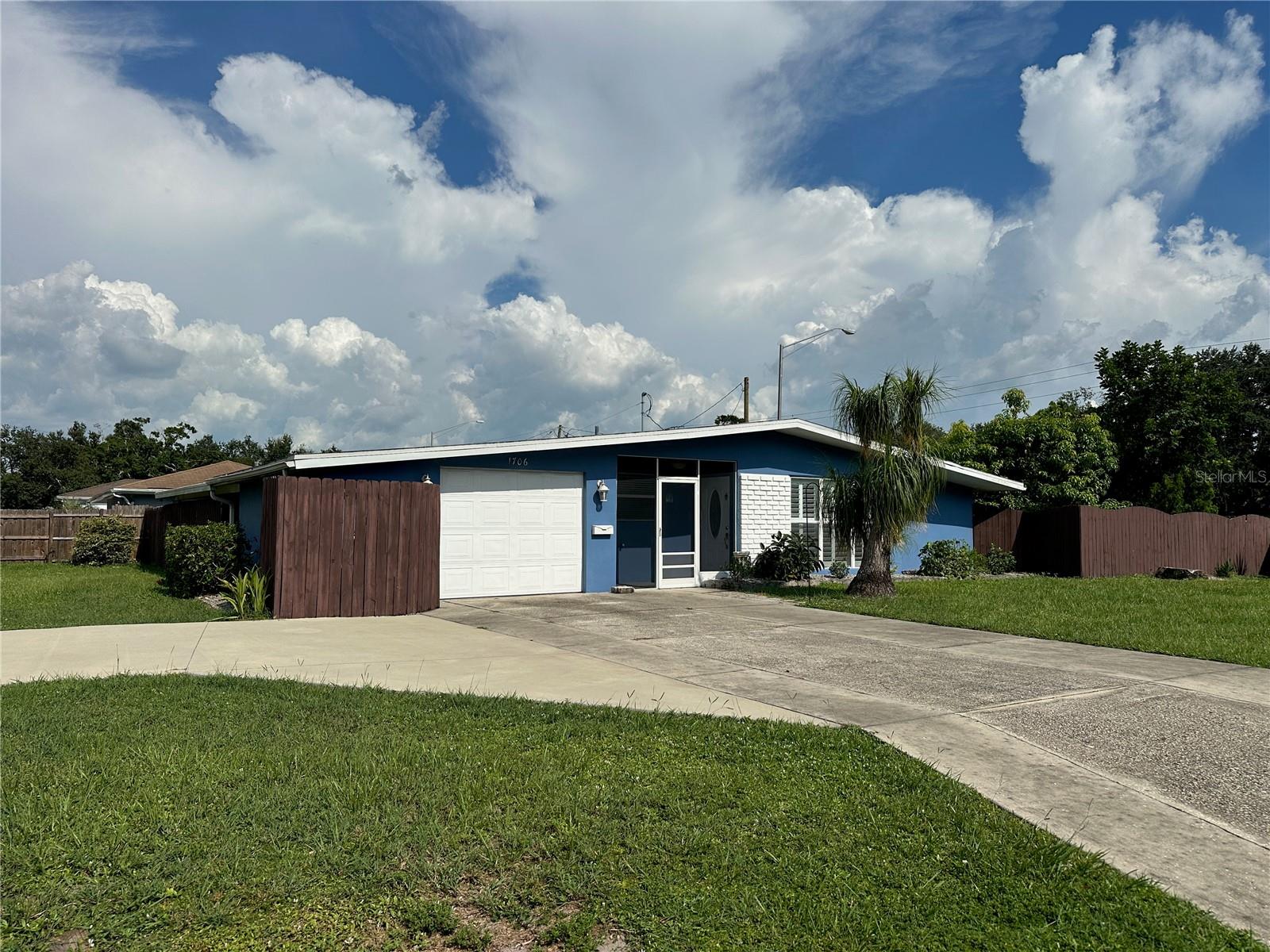 Image 4 of 28 For 1706 Andrea Place
