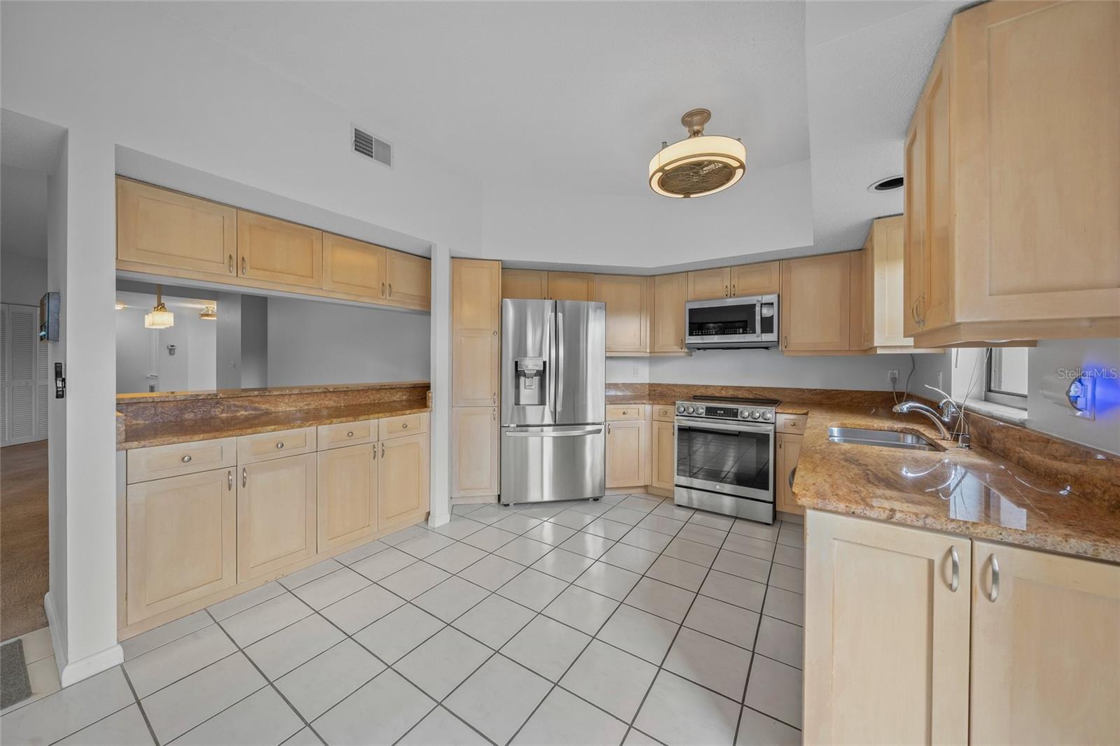 Image 16 of 55 For 1641 Starling Drive 103