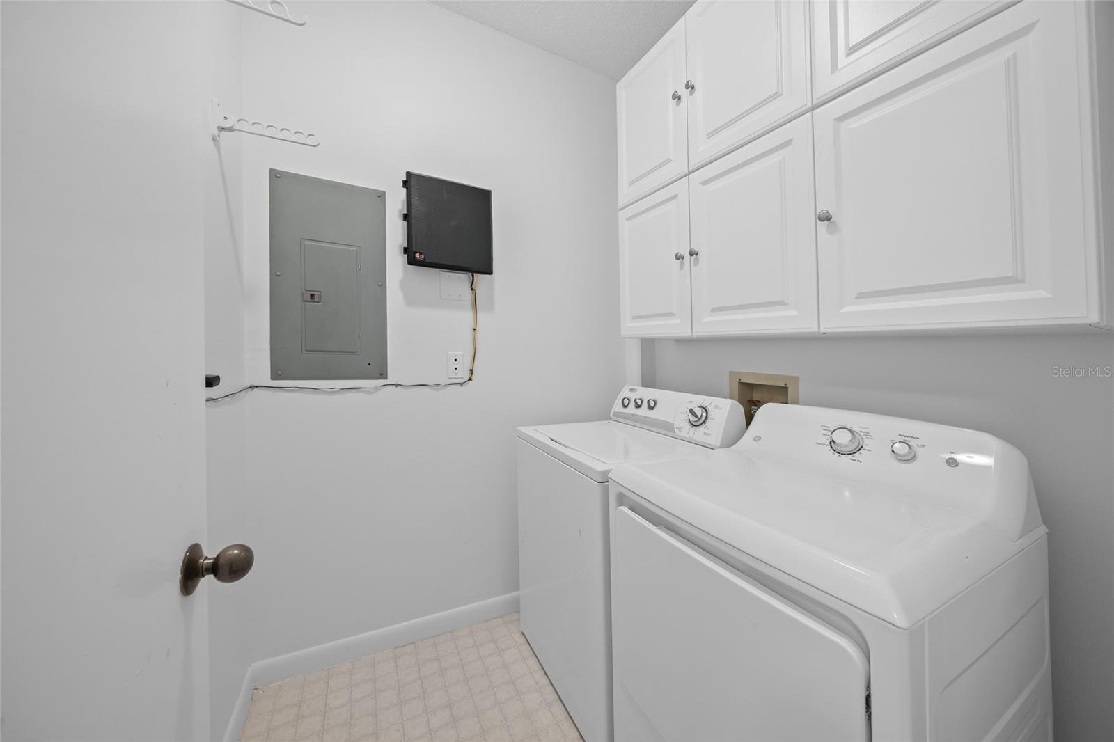 Image 38 of 55 For 1641 Starling Drive 103