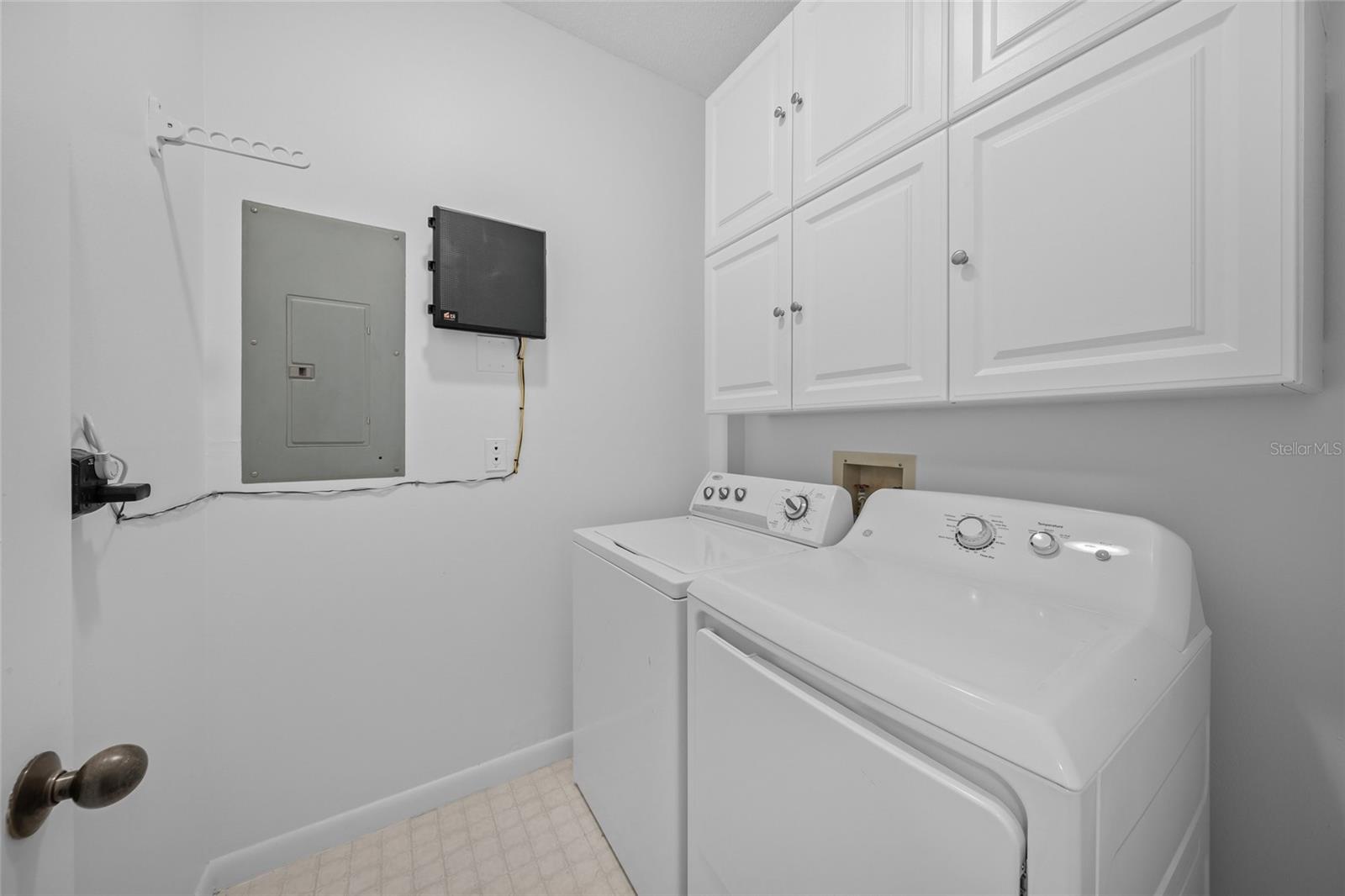 Image 39 of 55 For 1641 Starling Drive 103