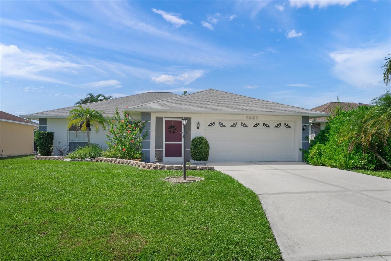 Image 2 of 49 For 5242 Old Ashwood Drive
