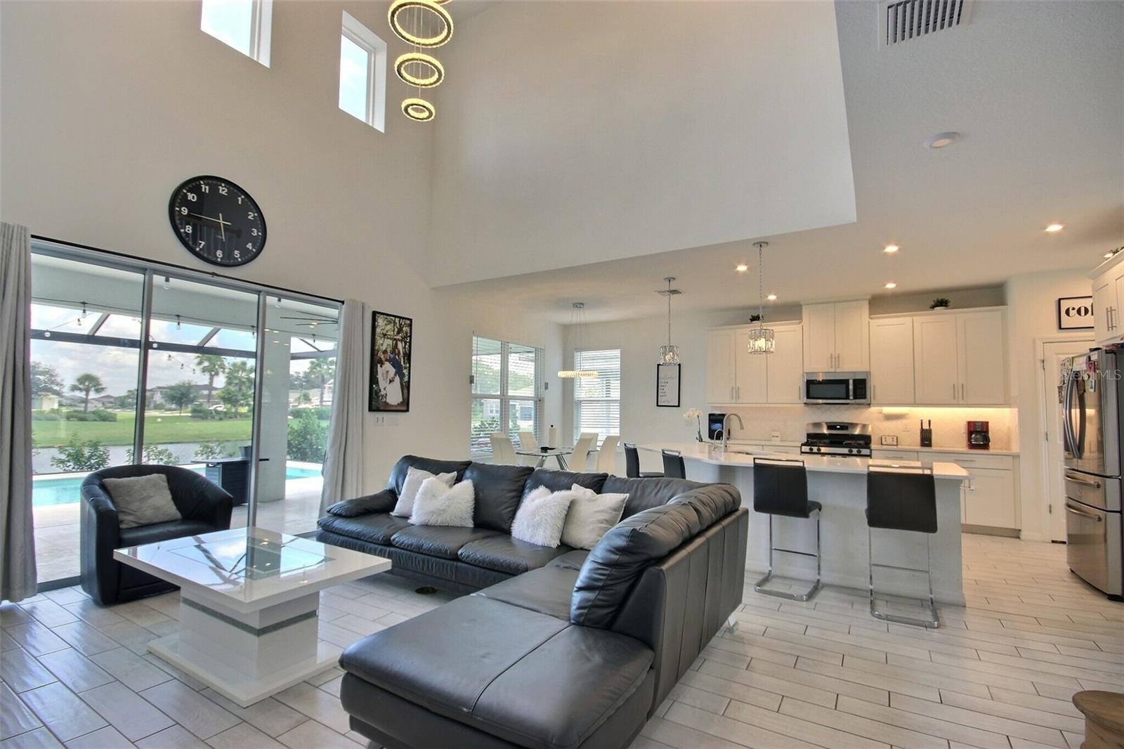 Image 23 of 72 For 10567 Piedra Dr