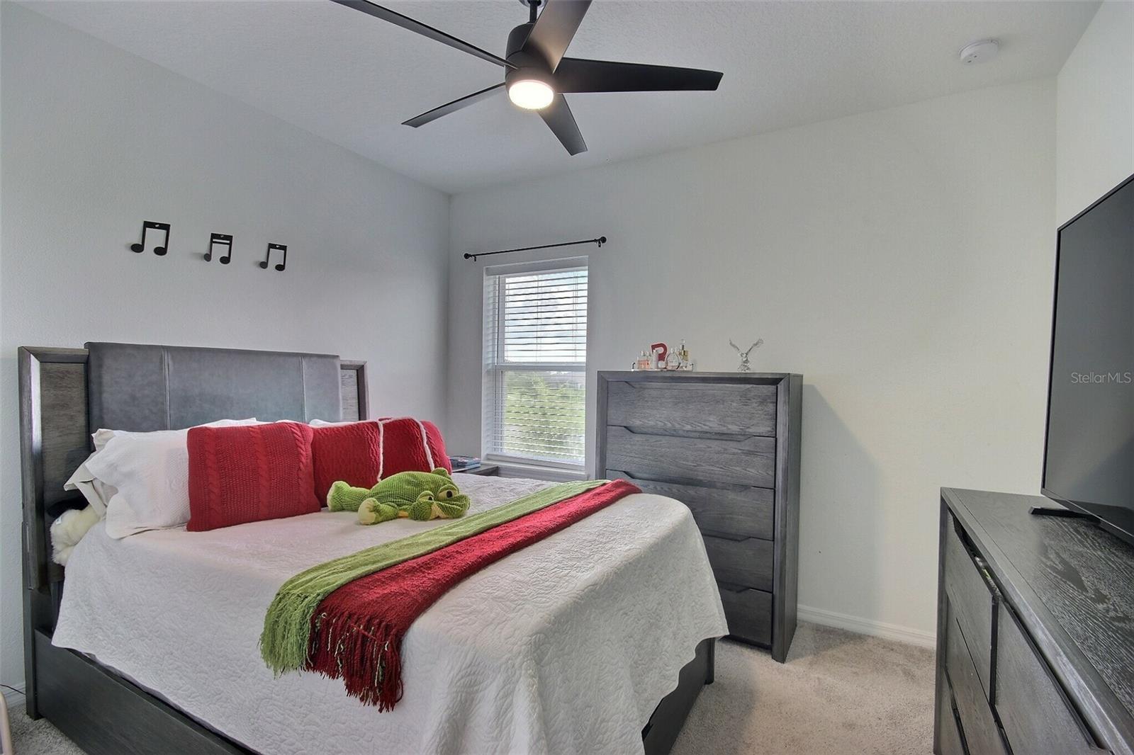 Image 43 of 72 For 10567 Piedra Dr