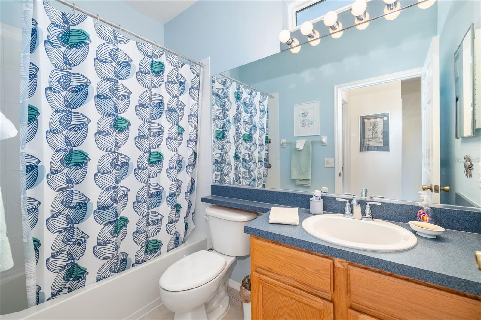 Image 24 of 39 For 7810 Castleisland Drive