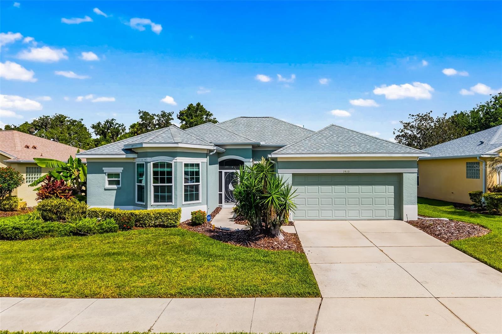 Image 3 of 39 For 7810 Castleisland Drive