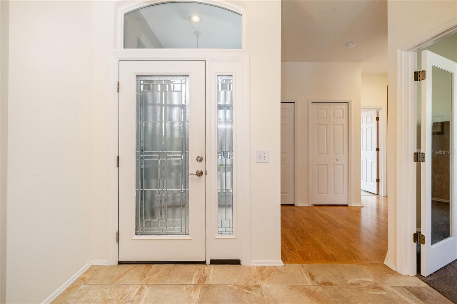 Image 8 of 39 For 7810 Castleisland Drive