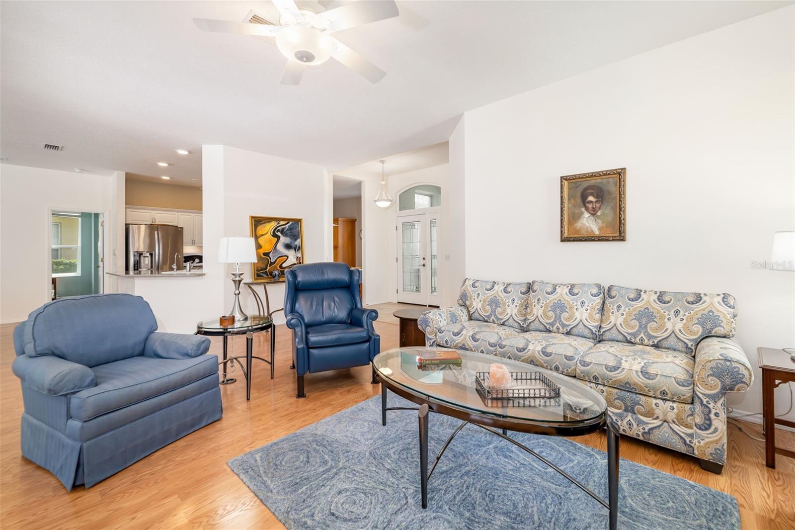 Image 9 of 39 For 7810 Castleisland Drive