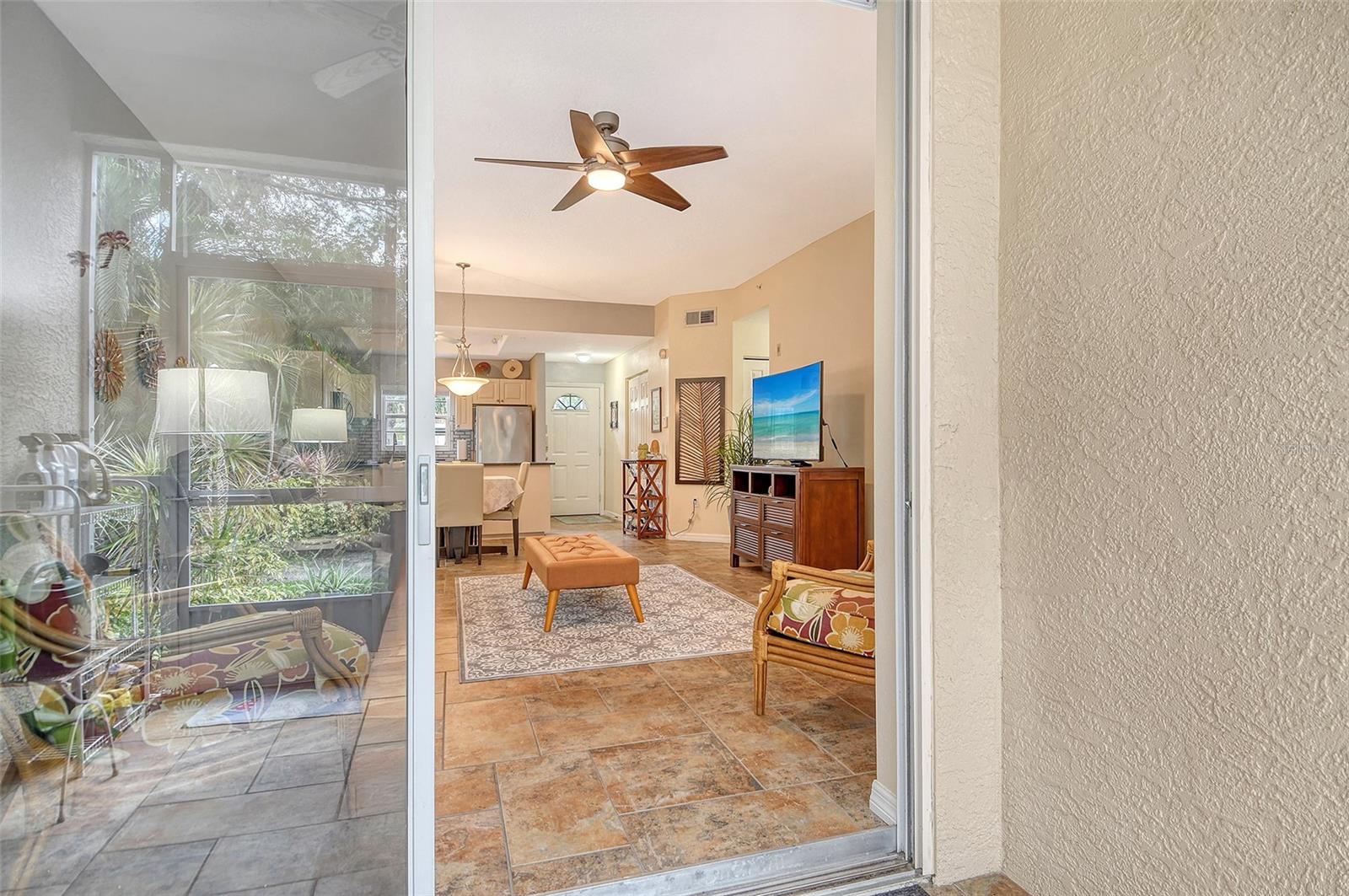 Image 11 of 70 For 4235 Castlebridge Lane 1210
