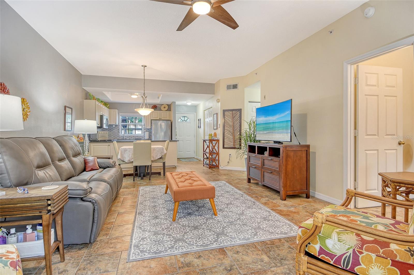 Image 12 of 70 For 4235 Castlebridge Lane 1210