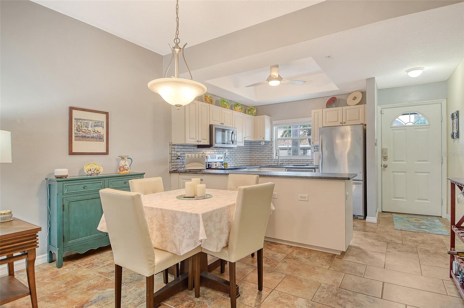 Image 14 of 70 For 4235 Castlebridge Lane 1210