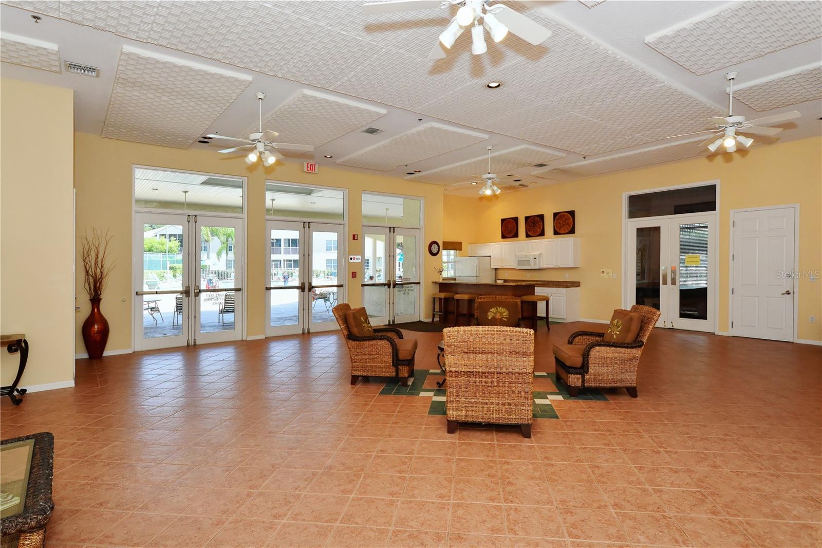 Image 38 of 70 For 4235 Castlebridge Lane 1210