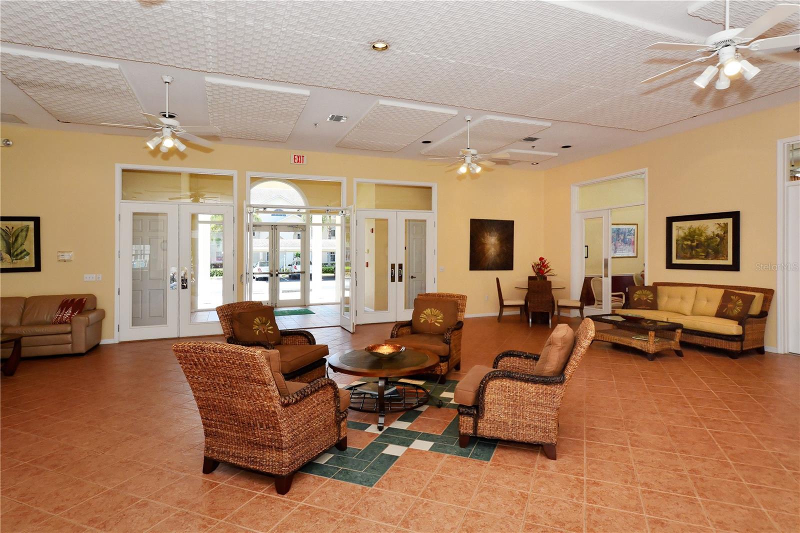 Image 42 of 70 For 4235 Castlebridge Lane 1210