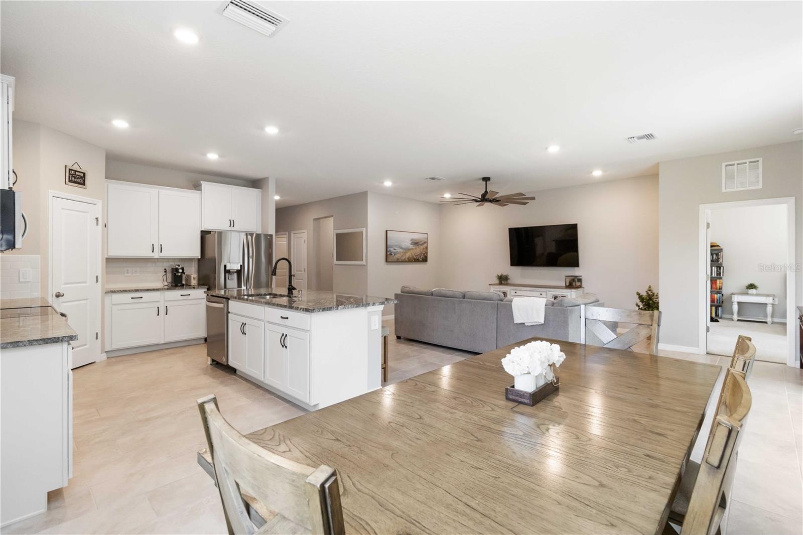 Image 10 of 43 For 2164 Midnight Pearl Drive