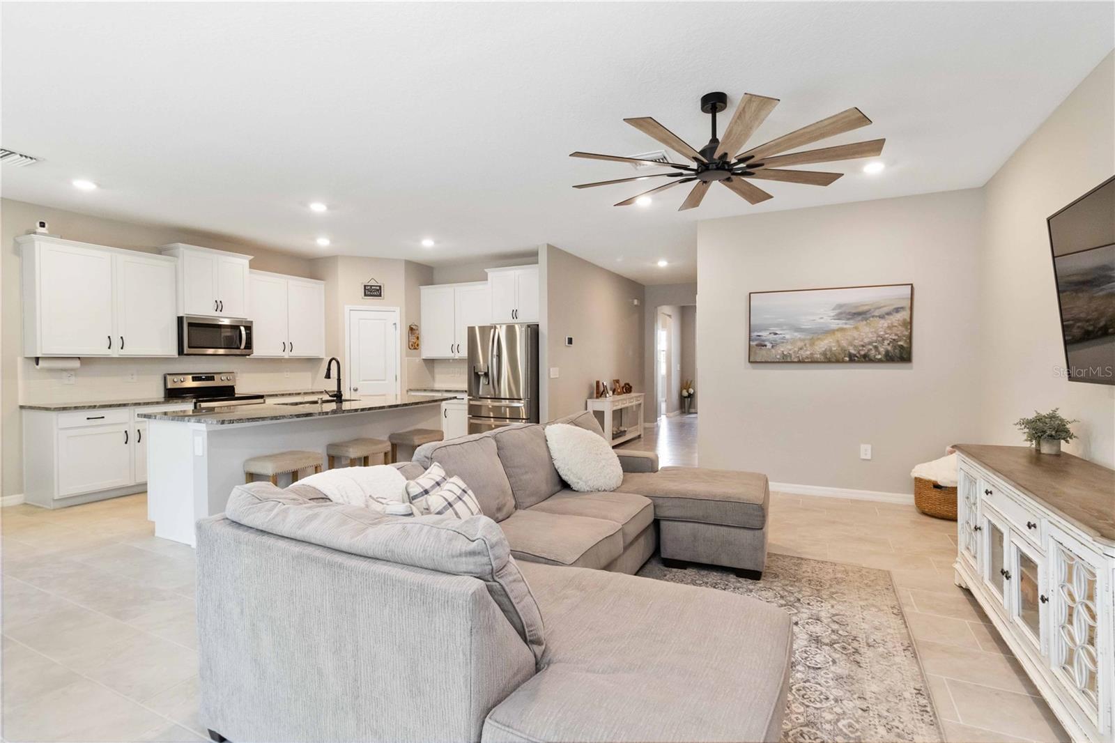 Image 7 of 43 For 2164 Midnight Pearl Drive