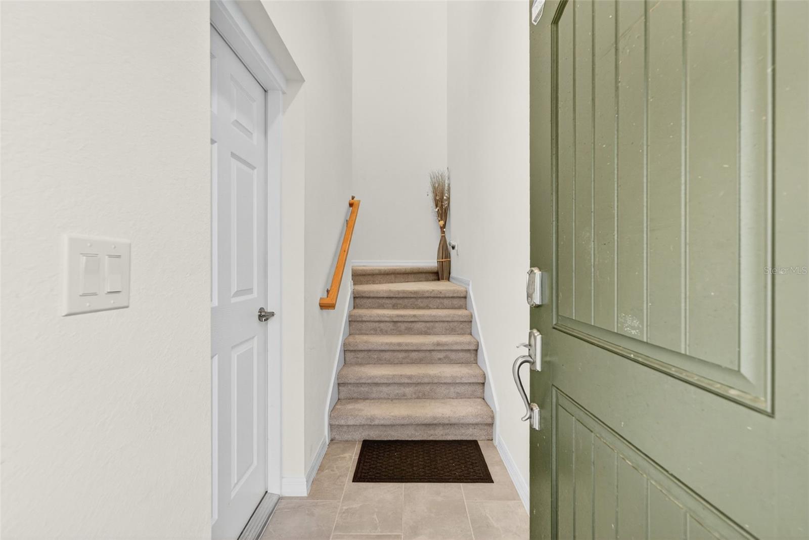 Image 16 of 91 For 10047 Crooked Creek Drive 201