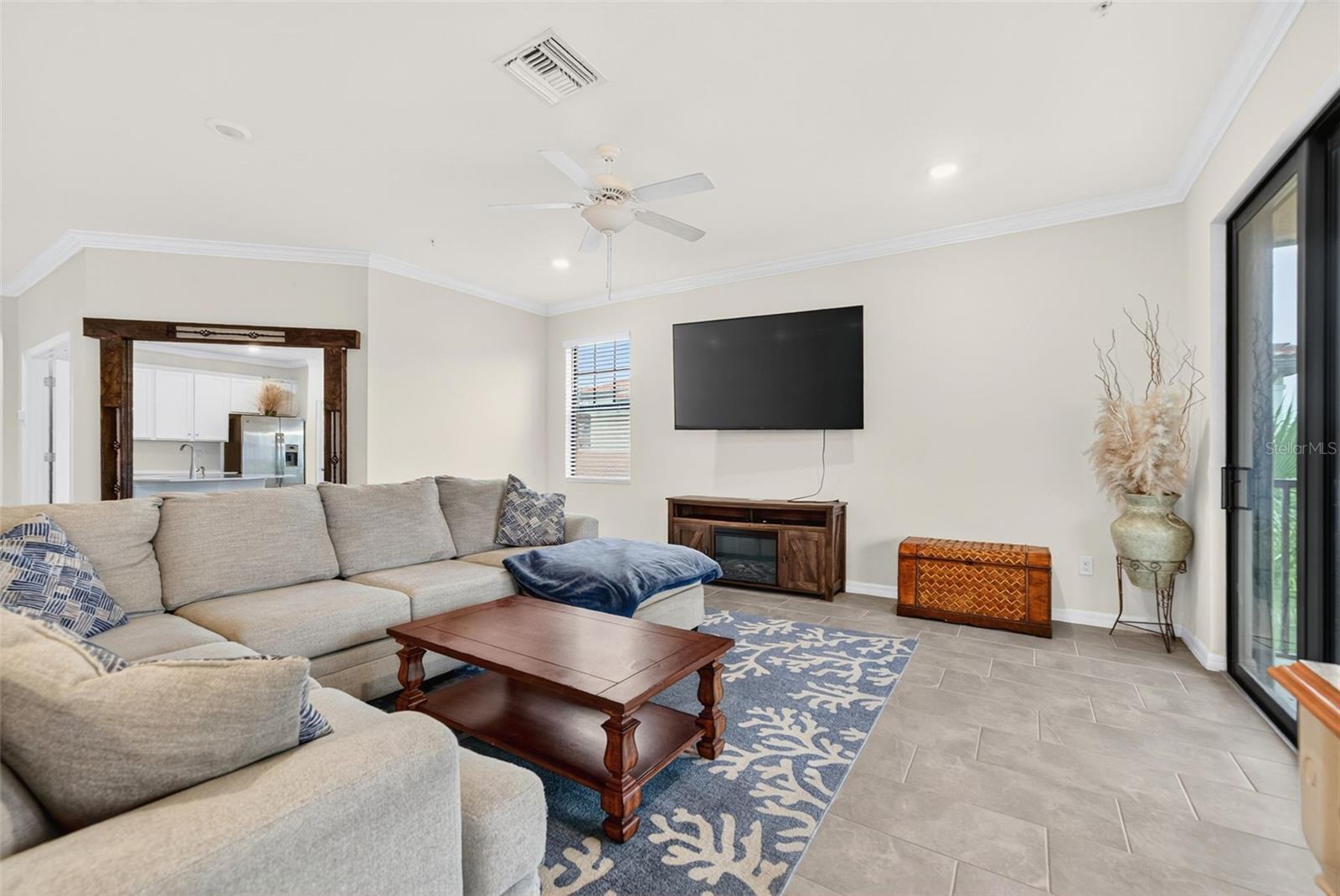 Image 30 of 91 For 10047 Crooked Creek Drive 201