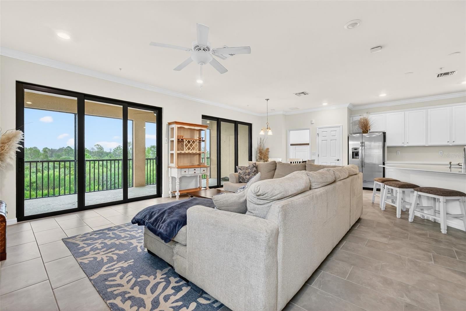 Image 32 of 91 For 10047 Crooked Creek Drive 201