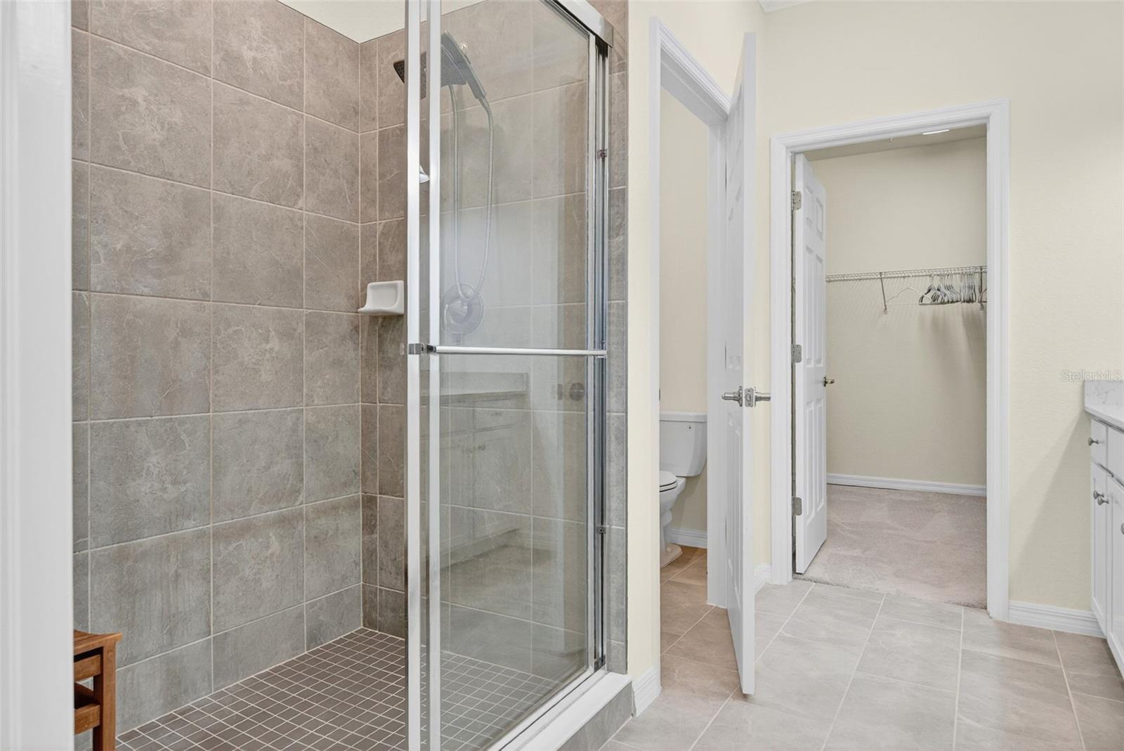 Image 40 of 91 For 10047 Crooked Creek Drive 201