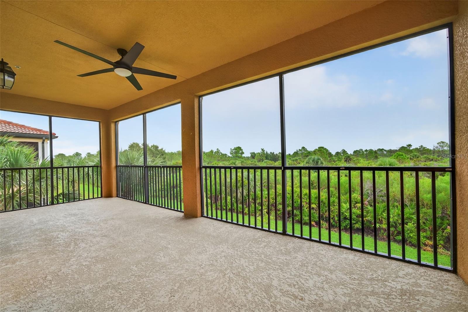 Image 52 of 91 For 10047 Crooked Creek Drive 201