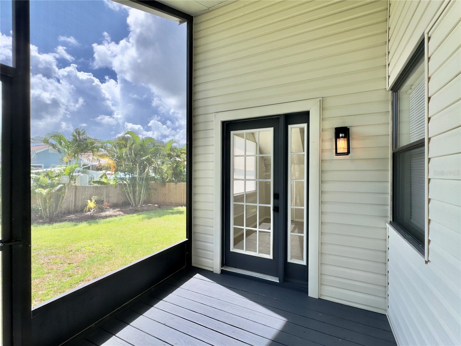 Image 14 of 52 For 808 44th Avenue E