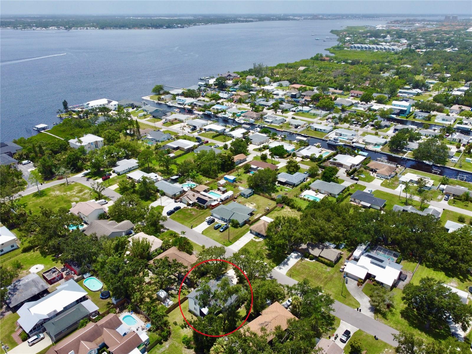 Image 19 of 52 For 808 44th Avenue E