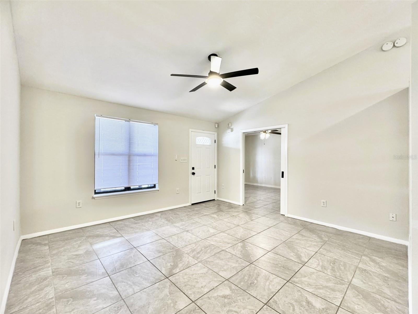 Image 23 of 52 For 808 44th Avenue E