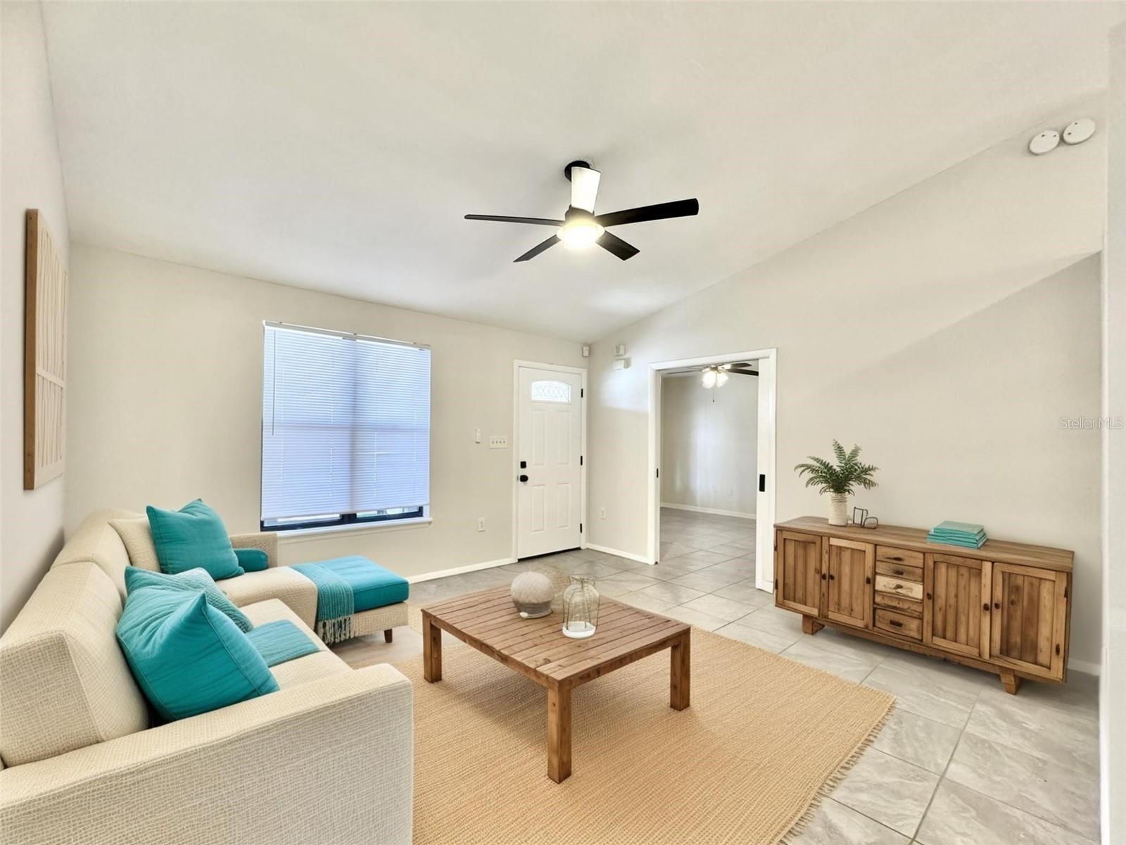 Image 24 of 52 For 808 44th Avenue E