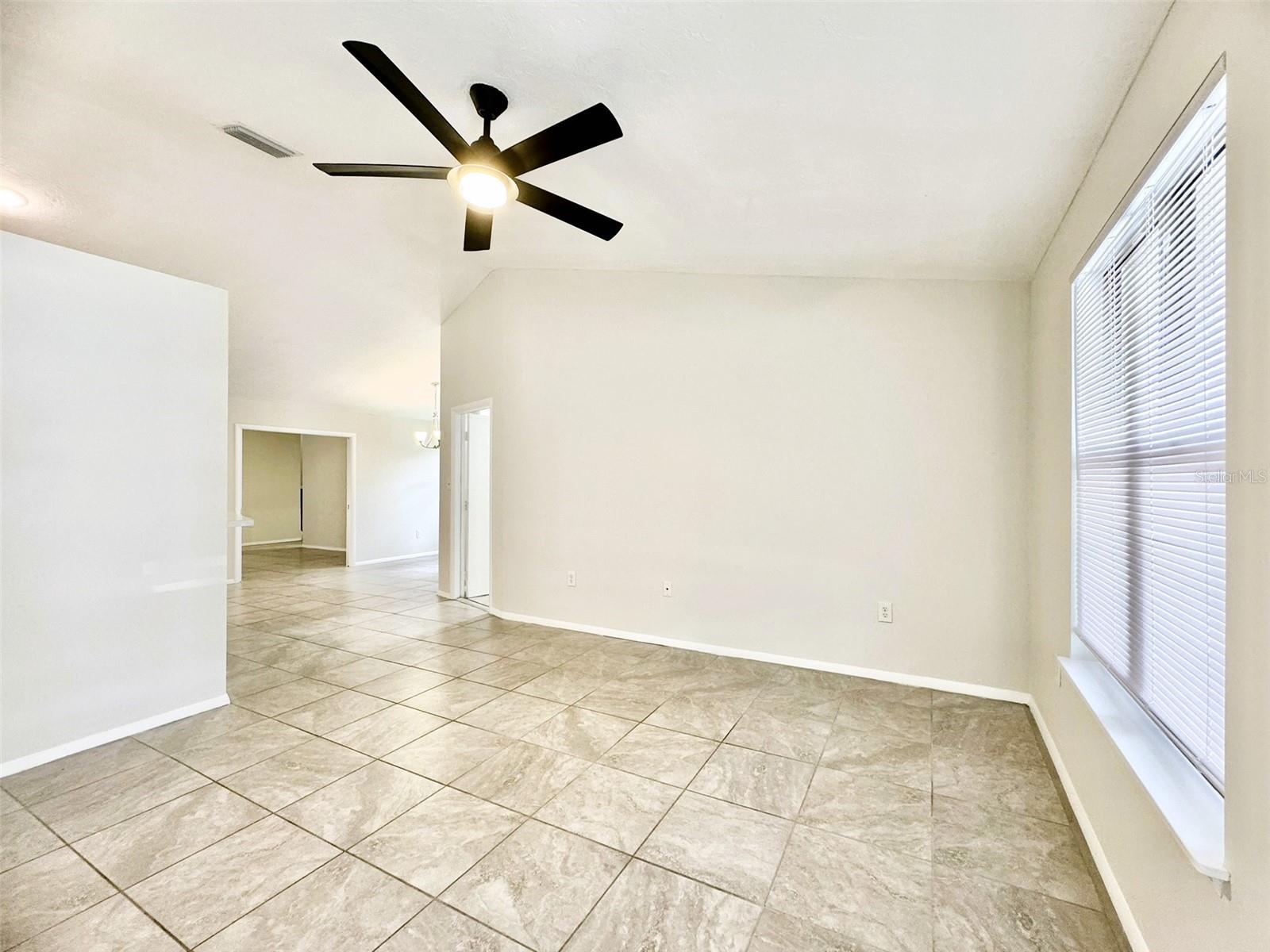 Image 26 of 52 For 808 44th Avenue E