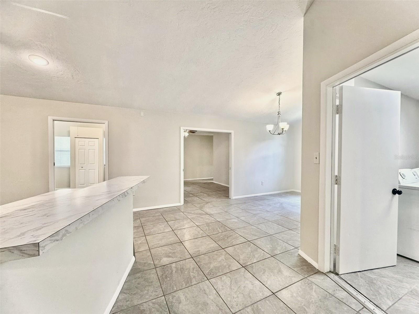 Image 27 of 52 For 808 44th Avenue E