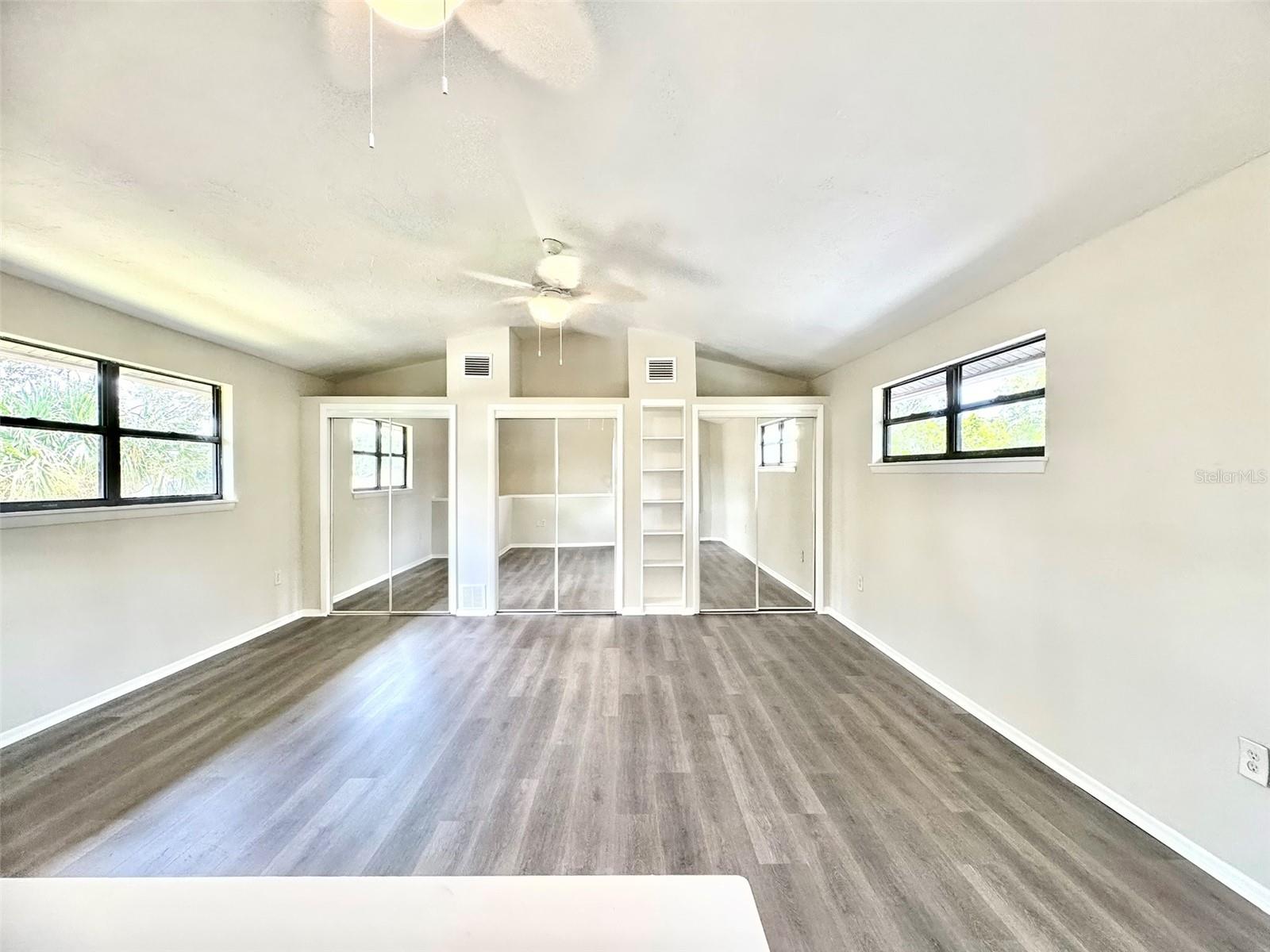 Image 48 of 52 For 808 44th Avenue E