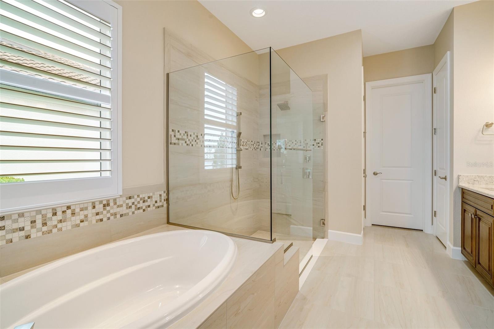 Image 19 of 61 For 15157 Vivaldi Drive
