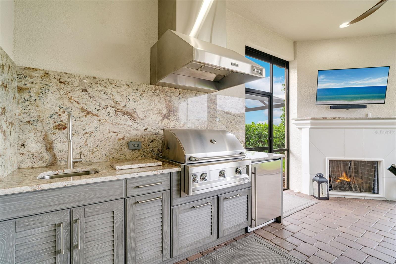 Image 30 of 61 For 15157 Vivaldi Drive