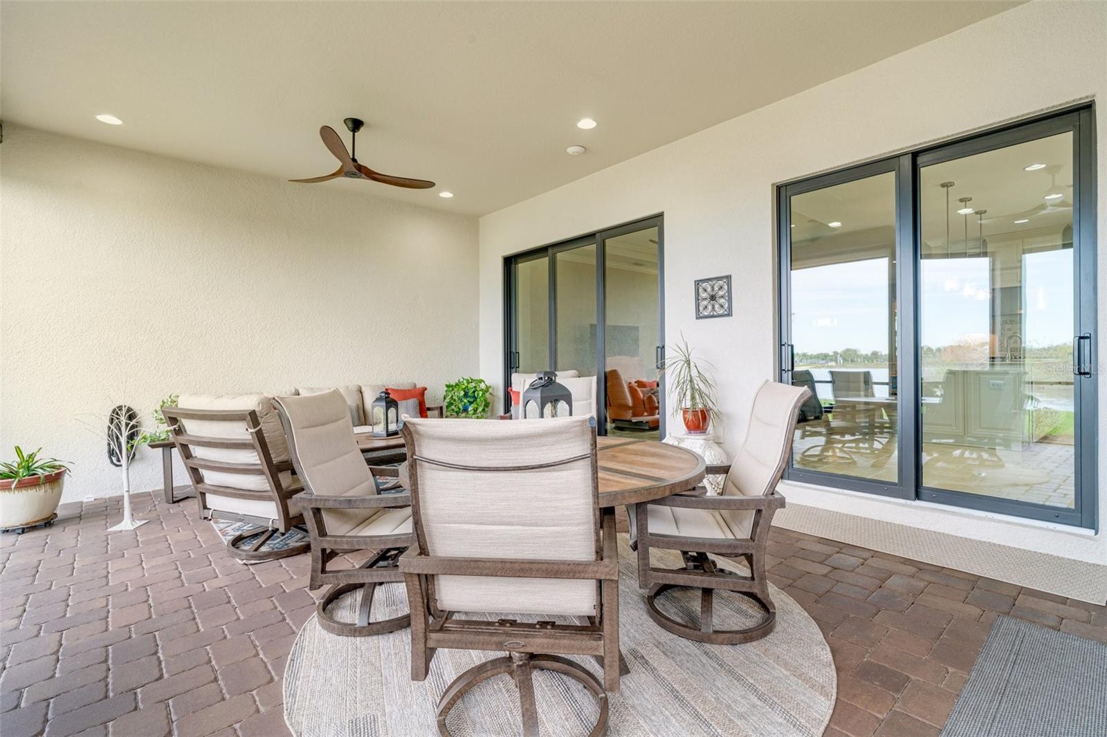 Image 32 of 61 For 15157 Vivaldi Drive