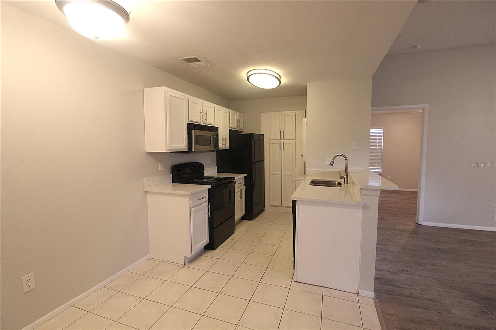 Image 4 of 19 For 8122 45th Court E 6