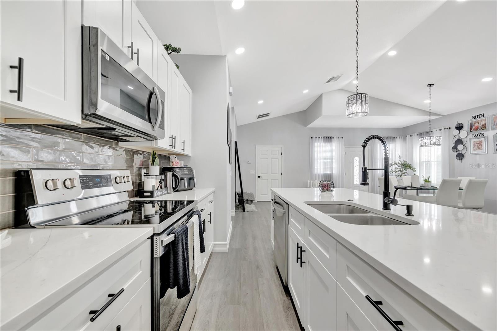 Image 20 of 54 For 2504 Florida Boulevard