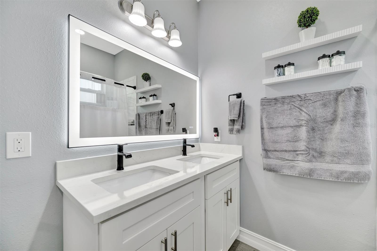 Image 35 of 54 For 2504 Florida Boulevard