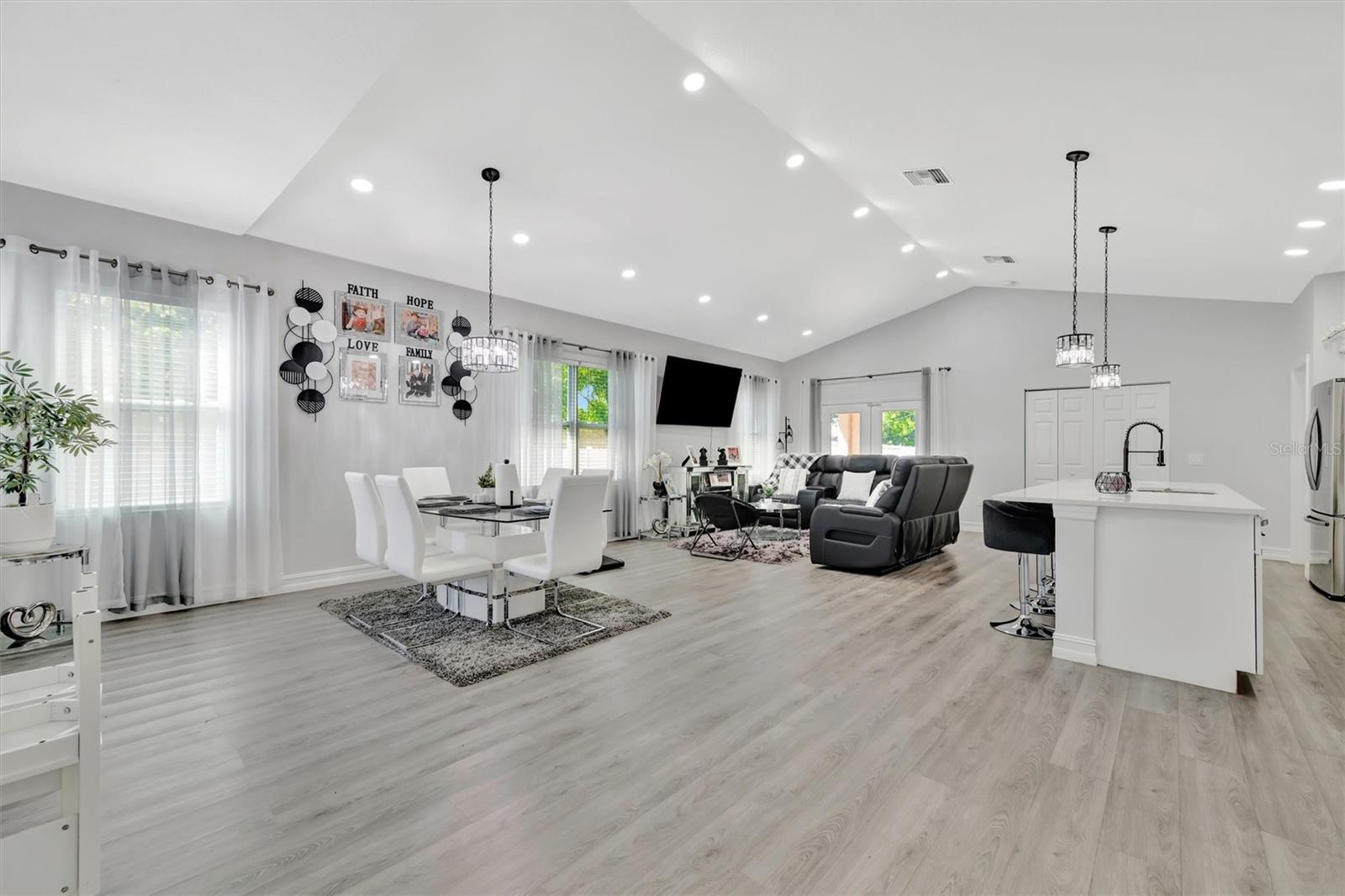 Image 8 of 54 For 2504 Florida Boulevard