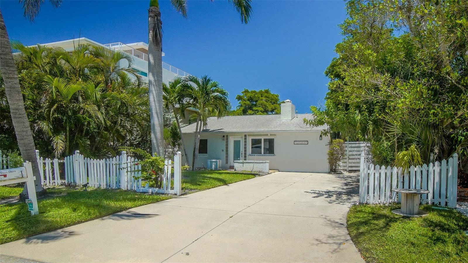 Details for 165 Tyler Drive, SARASOTA, FL 34236